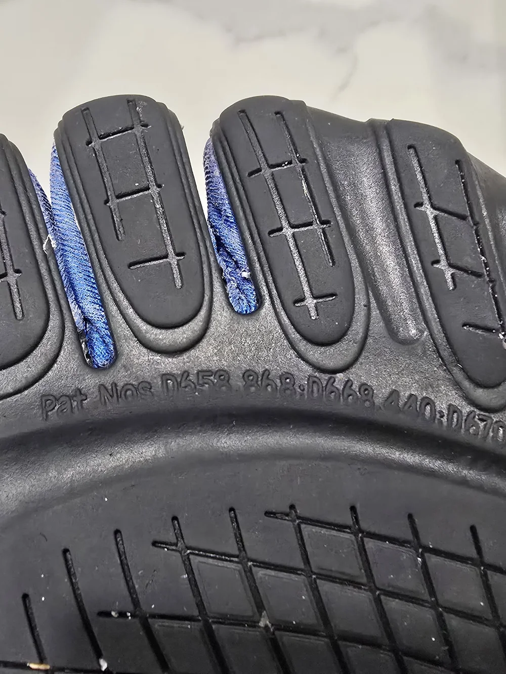 Body Glove Barefoot 3T Men's Size 7 Water Shoes Black Blue 3-Toe Minimalist